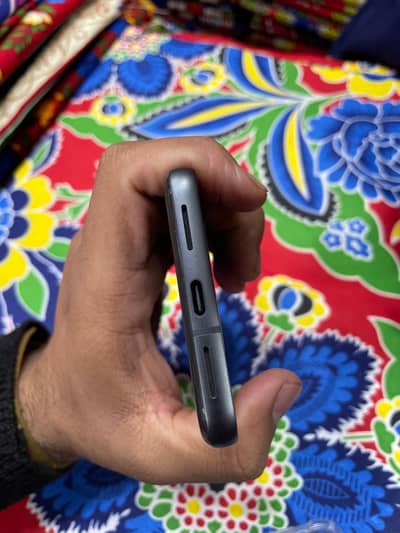 brand new Google pixel 8