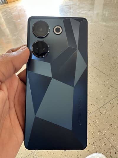 Tecno Camon 20