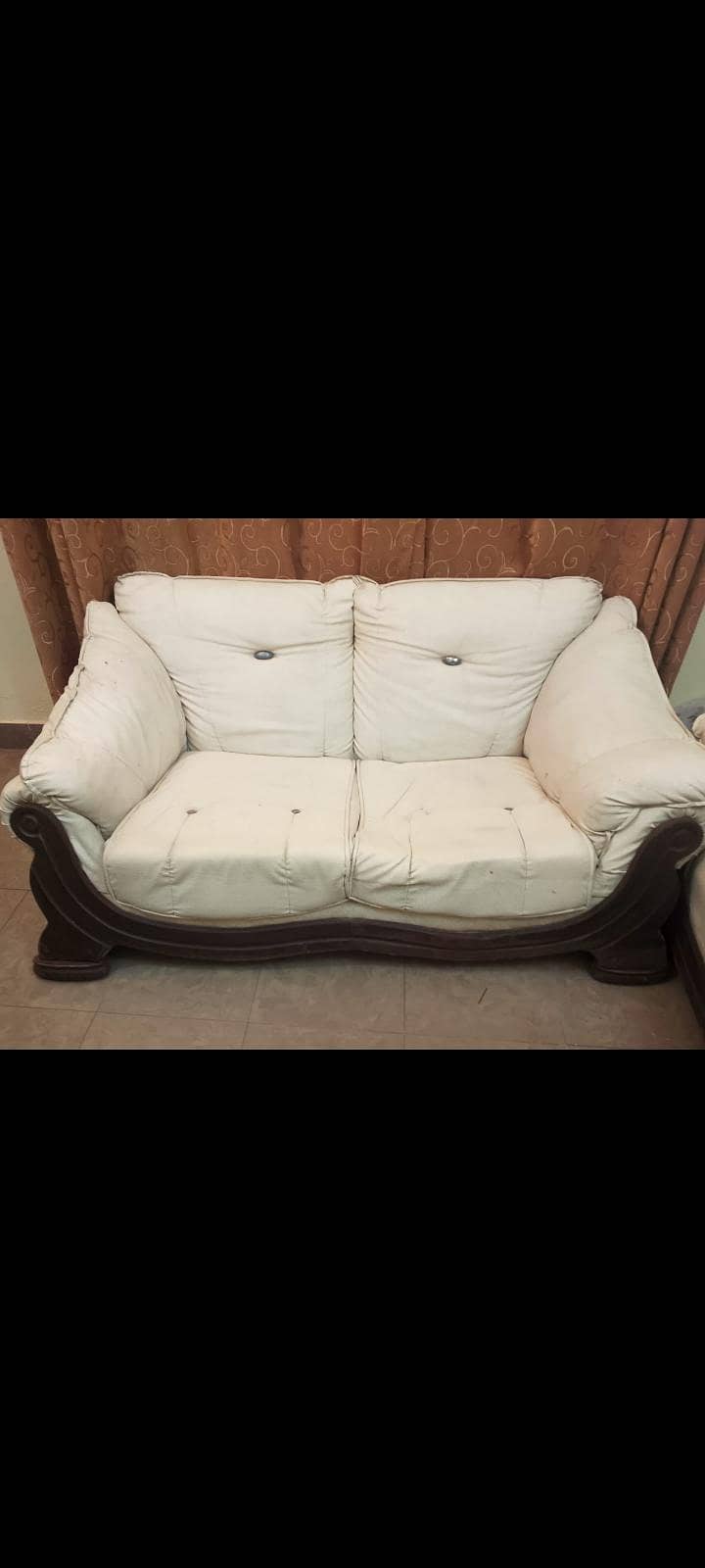 Six seater Sofa/6 Seater Sofa/Solid Wood Sofa/Good condition Sofa 1