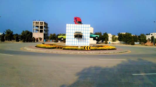 10 MARLA PLOT IN SOUTHERN BLOCK ( LDA APPROVED AREA )