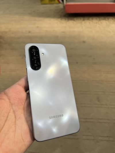 Samsung A17  8/256