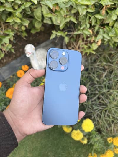 IPHONE 15 PRO (Read Ad)