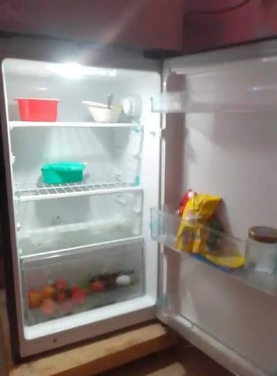 New frudge sell Dawlance  one month use