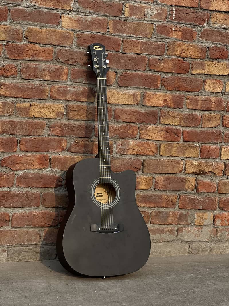Jumbo Guitar Siltron Full size Guitar 1