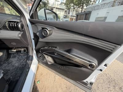 Byd atto3 for sale in skye white color