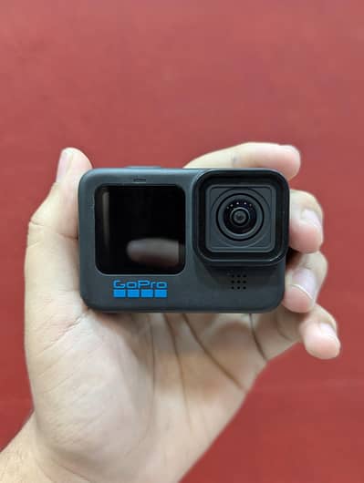 Gopro Hero 10 With Original battery, 64gbMicro Card & bag 03249107656