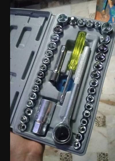 40 Pcs Combination Socket Wrench Tool Set