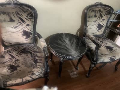 Premium Vintage Solid Wood Arm Chairs with Side Table – Classic Set