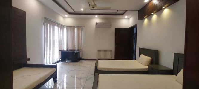 Females Premium Co-Living Space (Safety and Good Quality Guranteed)