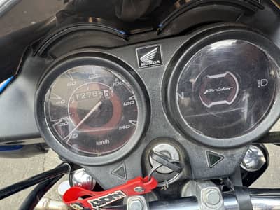 24 model ha 25 ke Pati ha