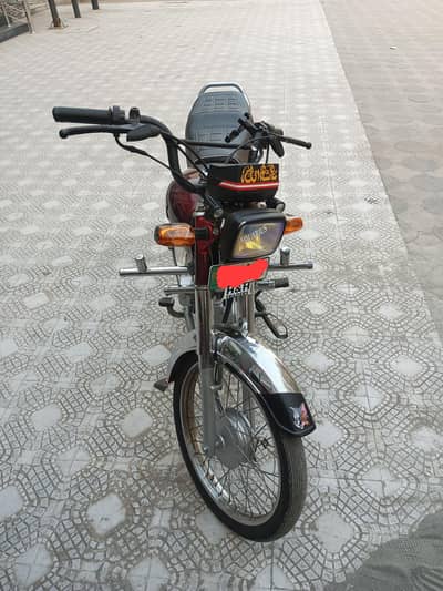 Honda Red color CD70 Model 2018.