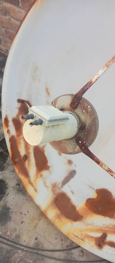 2 Dish with 3 LNB Reciever set