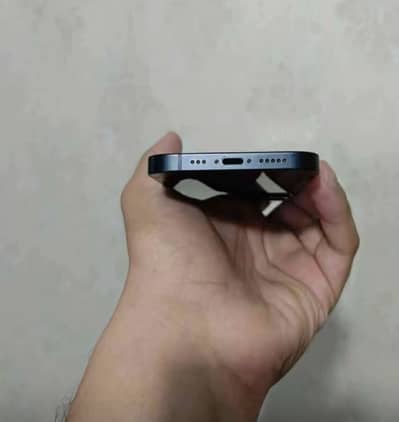 Iphone 13 full new 4month wrrenty