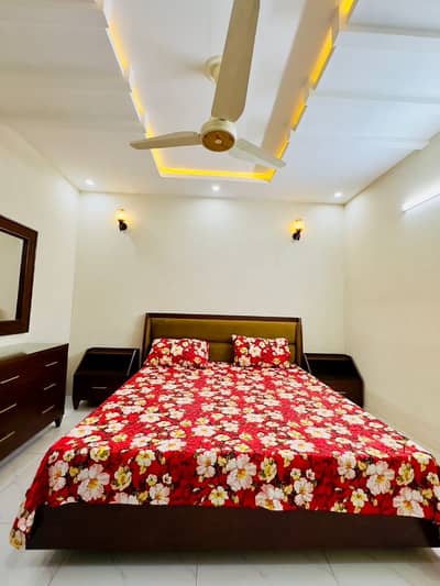 1 bed brand new luxury furnished flat apartment available in bahria town lahore