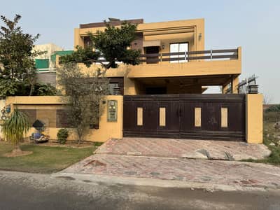 13 Marla spacious Upper Portion for Rent in DHA Phase 8 Ex Air Avenue