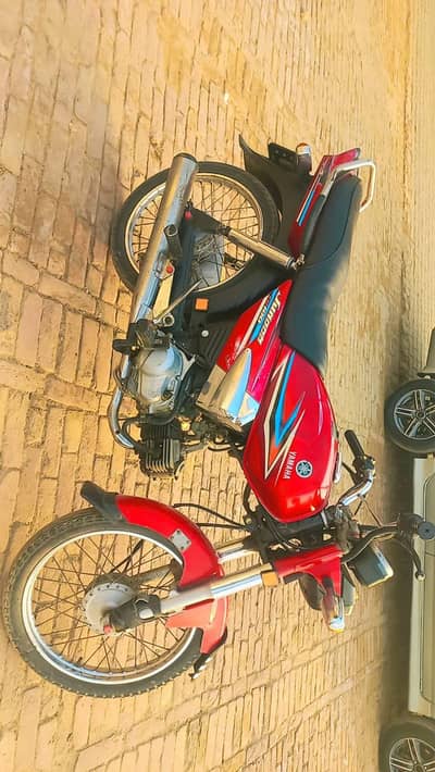 Yamaha Junoon YD 100