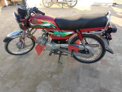 Honda CD 70 22 model , call/wtsap 03137542352