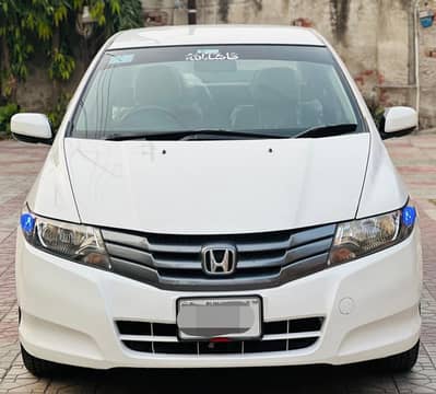 honda city 2014 aik mudguard spray Baki genuine hai