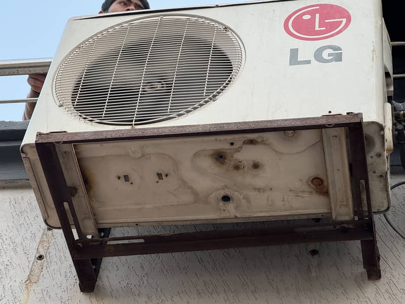 LG split AC 0