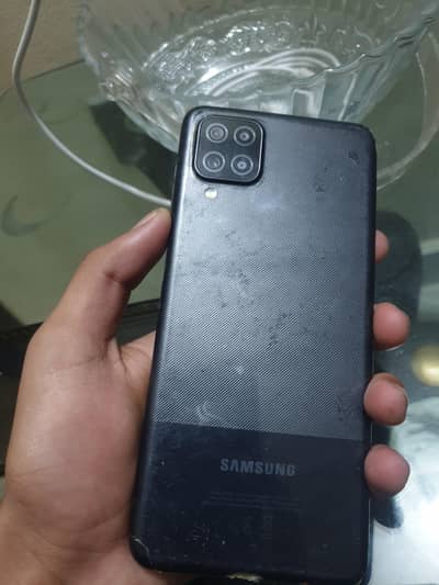 Samsung A12