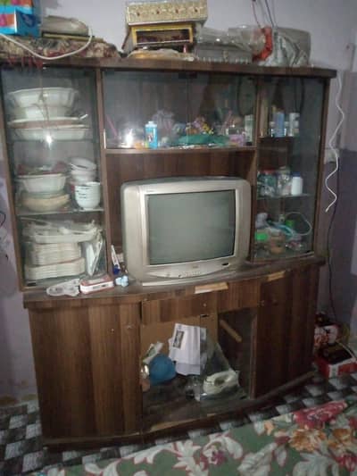 21 inch sealed t. v urgent sell