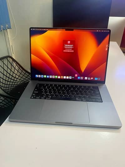 Apple MacBook Pro M2/Smooth Performance Laptop