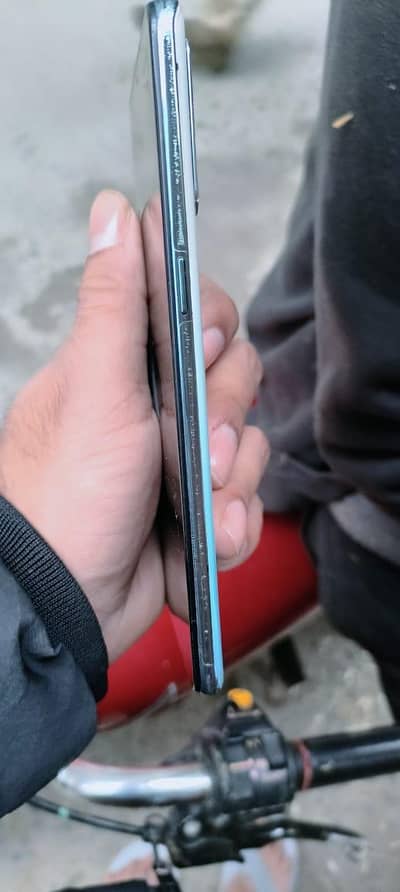 OPPO f15 10.8 condition with box 8gb 128 memory