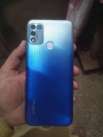 Infinix Hot 11