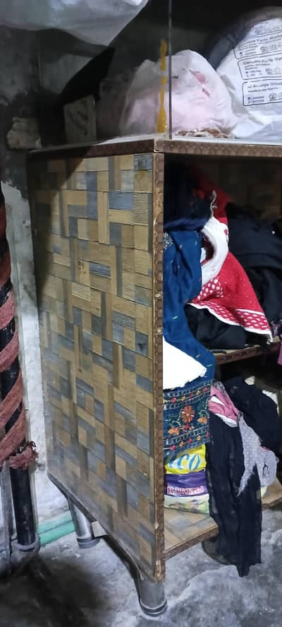 mobile phone shop wood rack