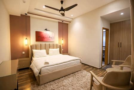 Short time 1bed ROM full furnished apartments safe and scour 100%coupe allow