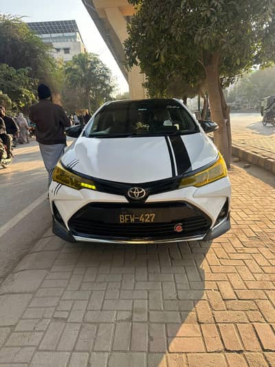 Toyota Corolla GLI 2016 (03480172211)