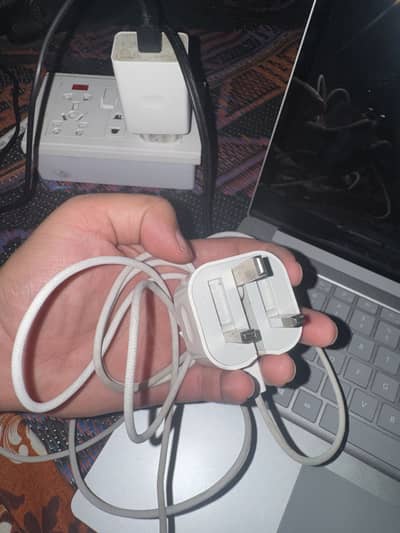 15 pro max charging cable