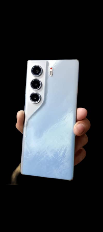 Tecno Camon 40 pro 16/256 Gb