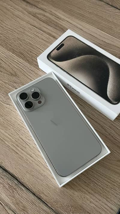 Iphone 15 pro max natural titanium