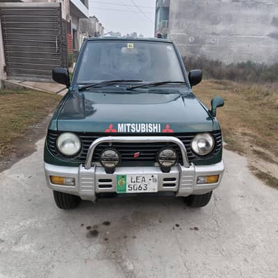 Mini Pajero 1995 model 2006 import registered Lahore number