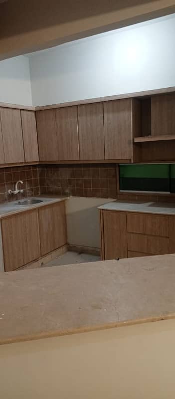 3BDD+3BDD 175 SQ YARDS DOUBLE STORIE. . .