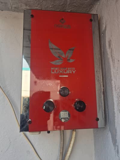 1 sesson use hwa hai bilkul thk hai condition 10 by 10 hai