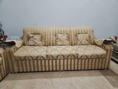 Sofa Set 5 Seaters