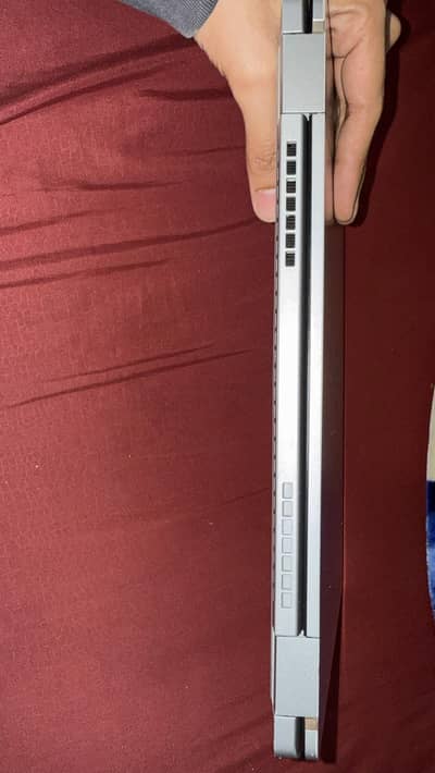 Dell Latitude 3310 - i5 8th gen