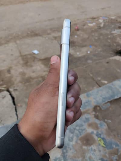 goggle pixel 7 for sale saf condition