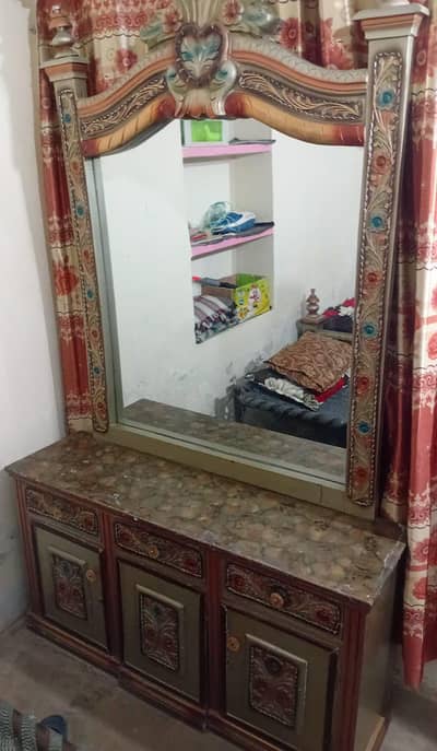 bed side table. with dreesing. bartsn almari. istri stand