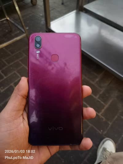 vivo y11