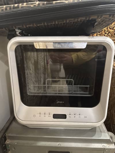 Not used dish washer for sale.