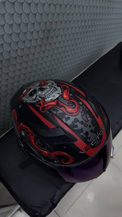 Vector Helmet for Sale in Low price