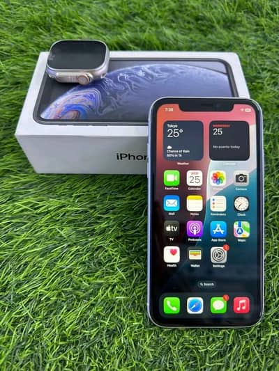 iphone XR 128 GB PTA approved my WhatsApp 0320. . . 3792. . . 405