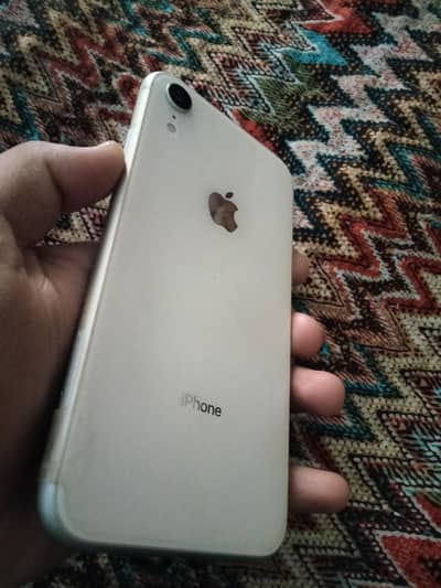I phone XR 64gb
