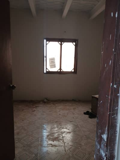 House Available For Sale Corner In Block R Near To Main Road North Nazimabad