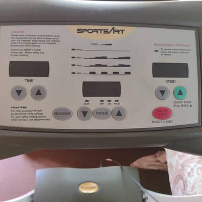 treadmill sports art new purchased never repaired