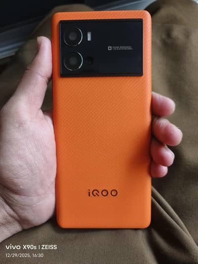 Iqoo 9 pro 12/256 non pta tax 7000 official