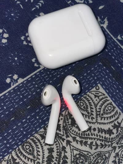 Airpods for sale working condition